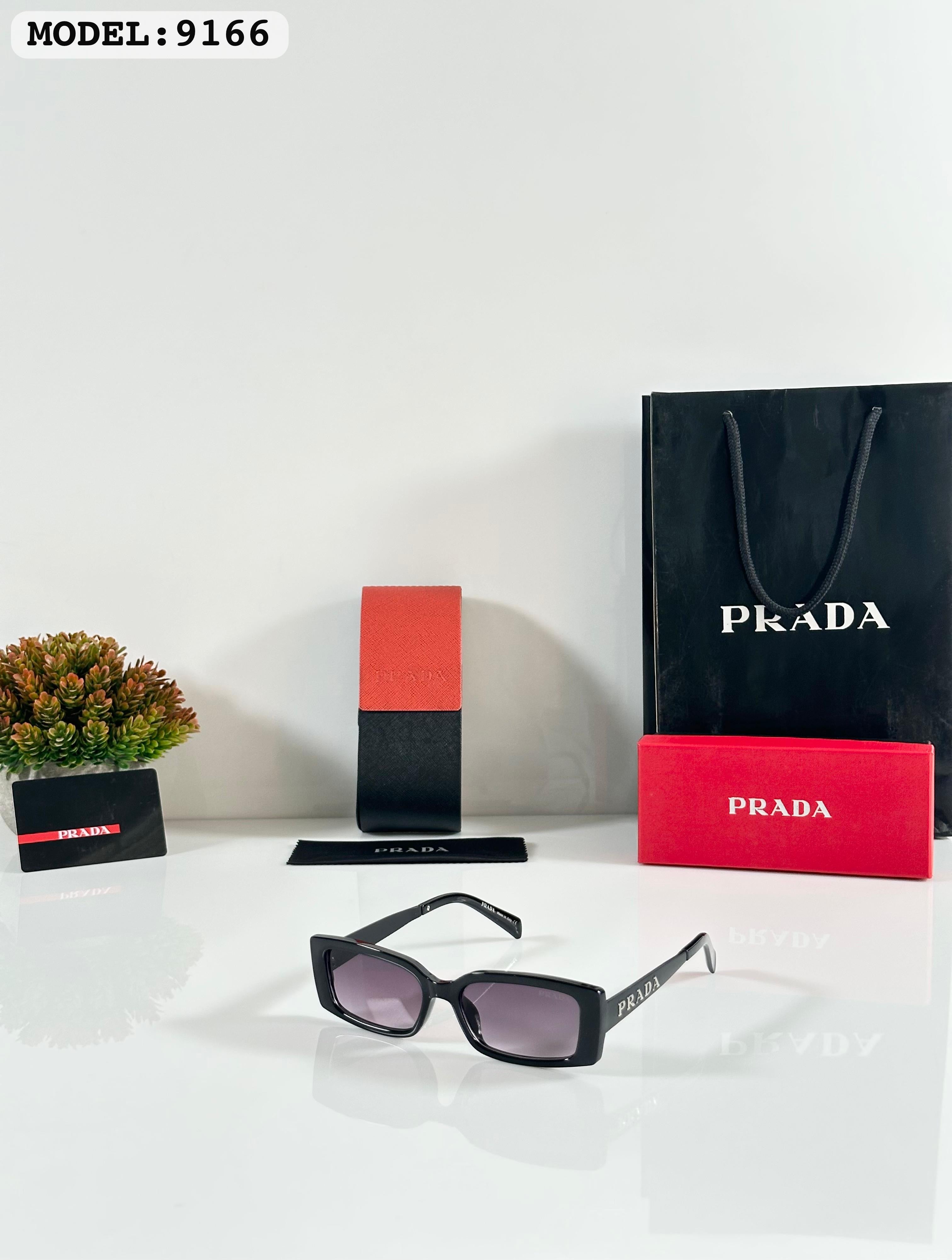 Pr_ada WMNS 9166 BLACK