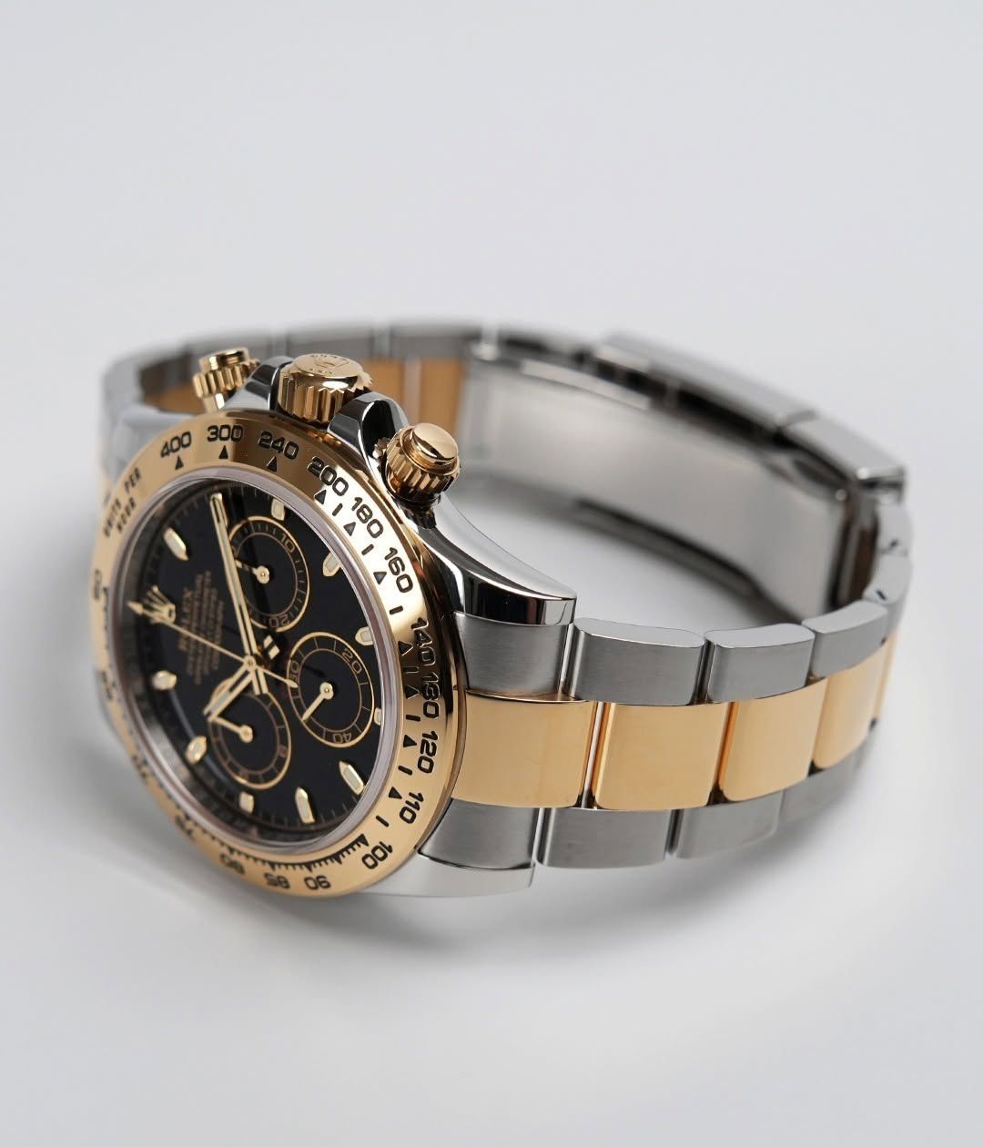 RO DAYTONA TWO TONE BLACK DIAL AUTO E