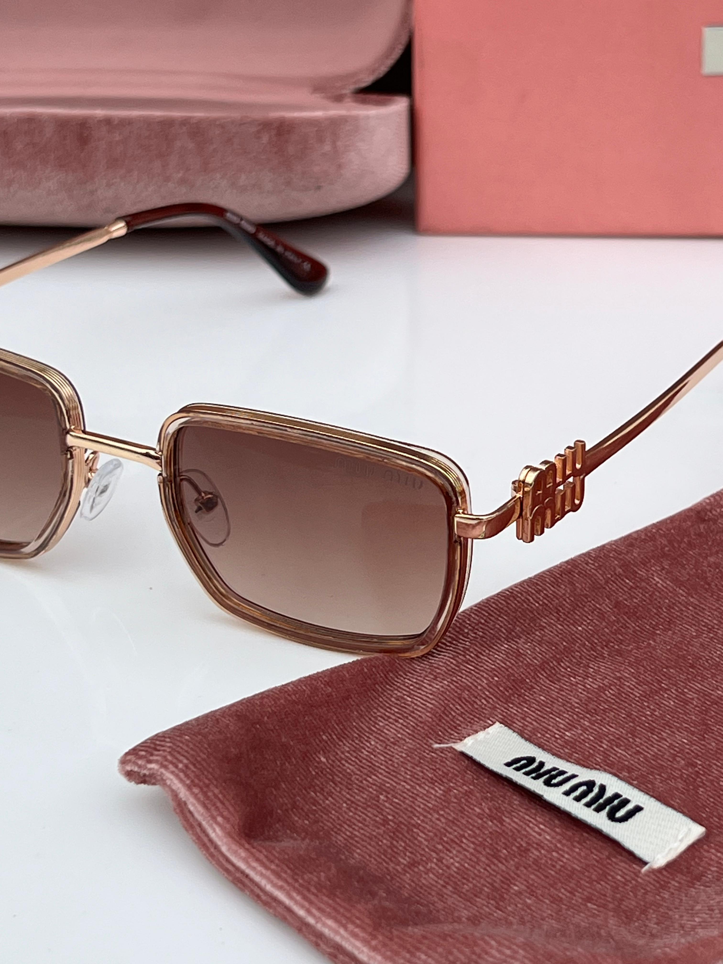 Mi 559 gold peach brown