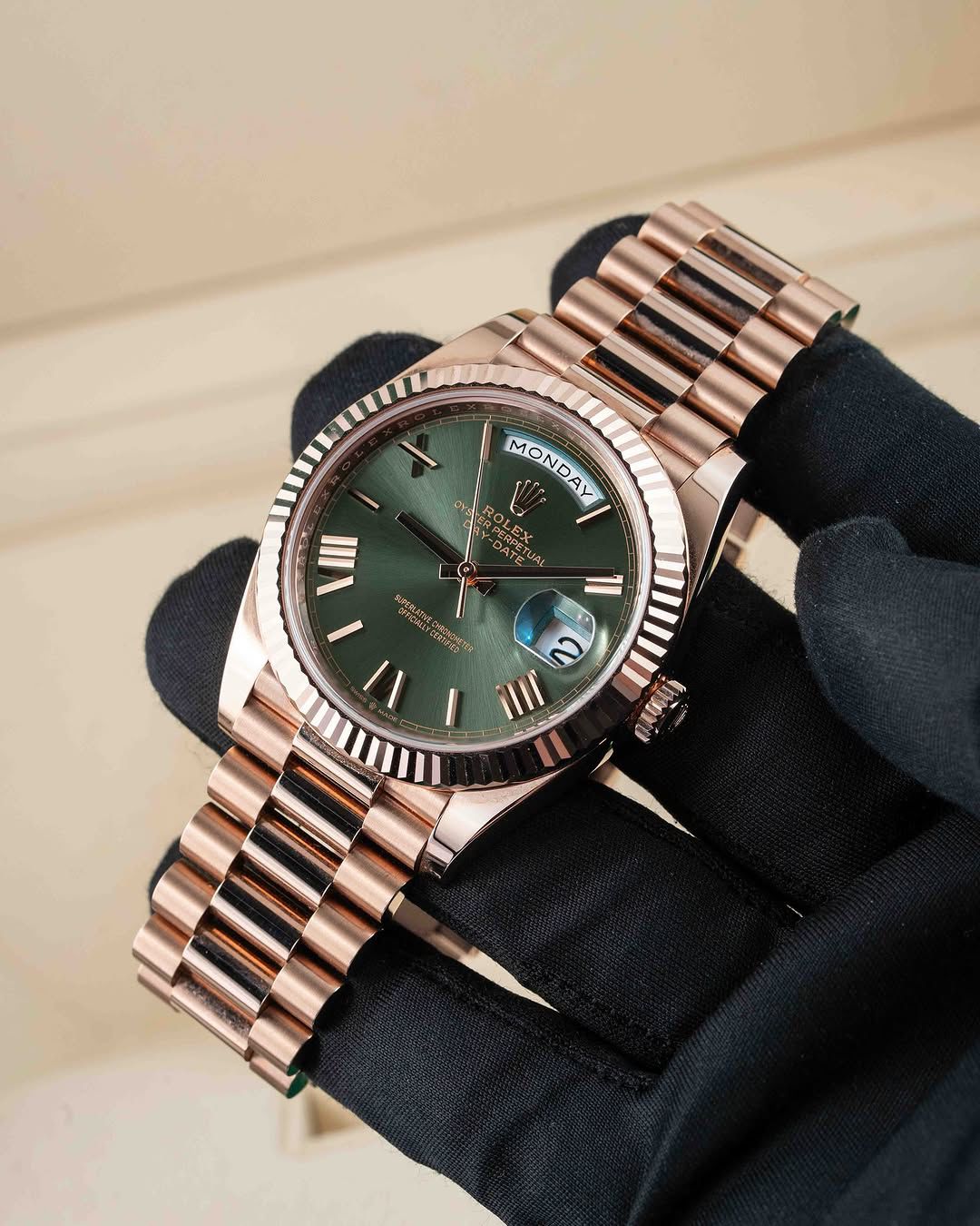 RO_DAY DATE GREEN DIAL IN E